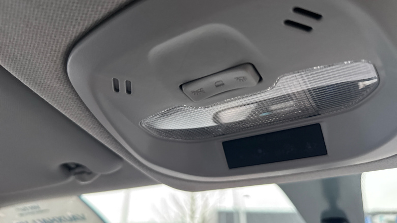 Vauxhall Viva 1.0 SE 5dr [A/C] Petrol Hatchback